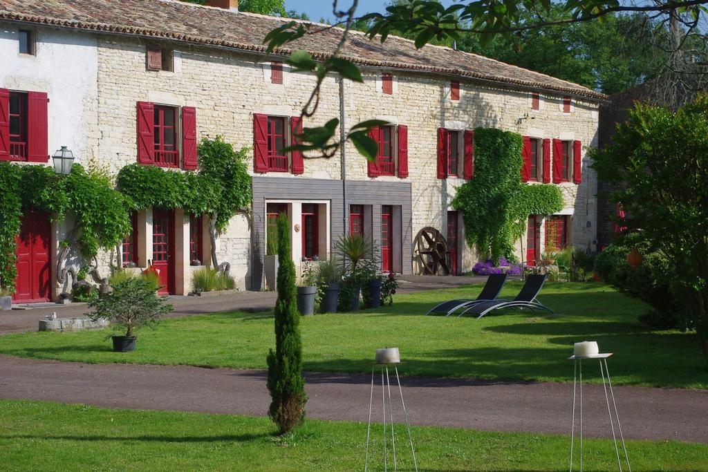 Вілла Moulin De Coupigny Fontenille-Saint-Martin-d'Entraigues Номер фото